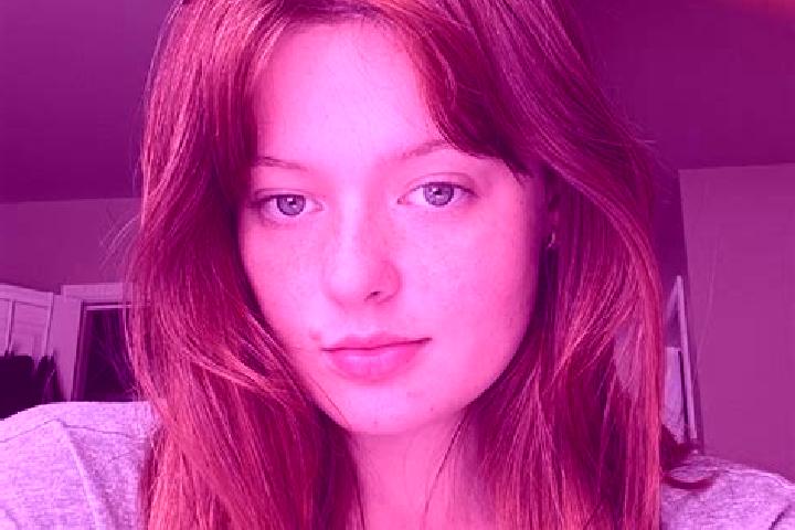 Penelope, 29, a auburn amber-eyed mixed companion based in Cijoho. Offering A-Level, Overnight, CIM. Available for incall and outcall, day and evening dates.