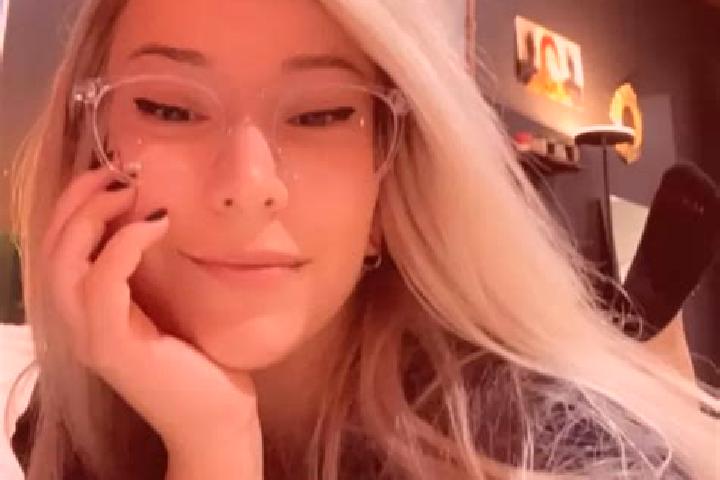 Penelope, 29, a blonde brown-eyed indian companion based in Ratzersdorf an der Traisen. Offering 69, Party Girl, GFE, Erotic Massage. Available for incall an...