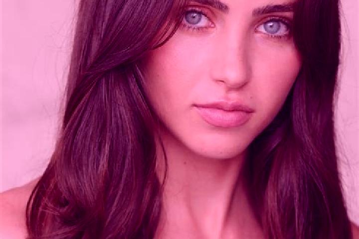 Penelope, 29, a chestnut brown-eyed latina companion based in Kilometro 30. Offering Fetish, Girlfriend Experience, Dinner Date. Available for incall and out...