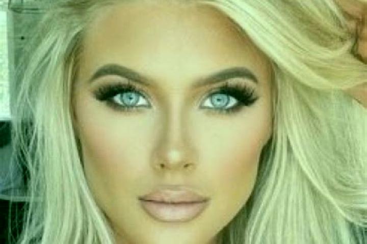 Penelope, 29, a platinum blonde amber-eyed latina companion based in Zapote de Palomas. Offering Deep French Kissing, OWO, Tantra. Available for incall and o...