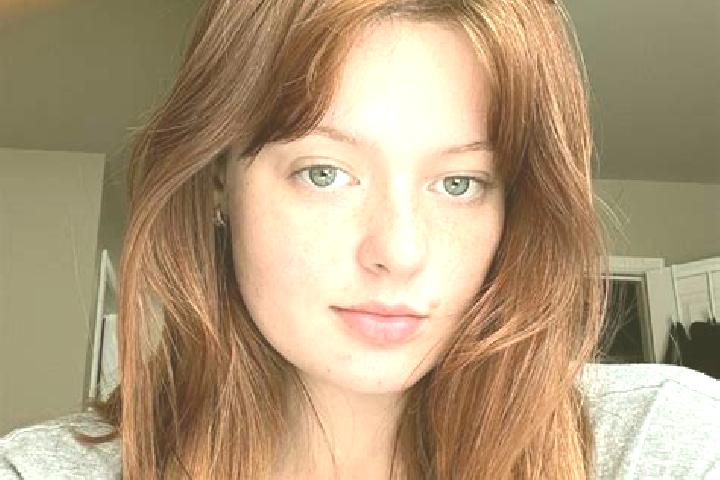 Penelope, 29, a red green-eyed caucasian companion based in Rio Bravo. Offering 69, Tantra, CIM, Massage. Available for incall and outcall, day and evening d...