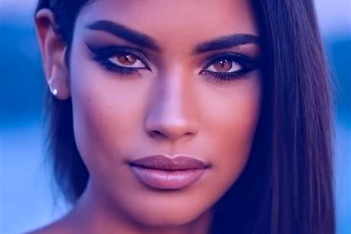Penelope, 30, a black dark-eyed latina companion based in Silver Firs. Offering Girlfriend Experience, 69, Duos. Available for incall and outcall, day and ev...