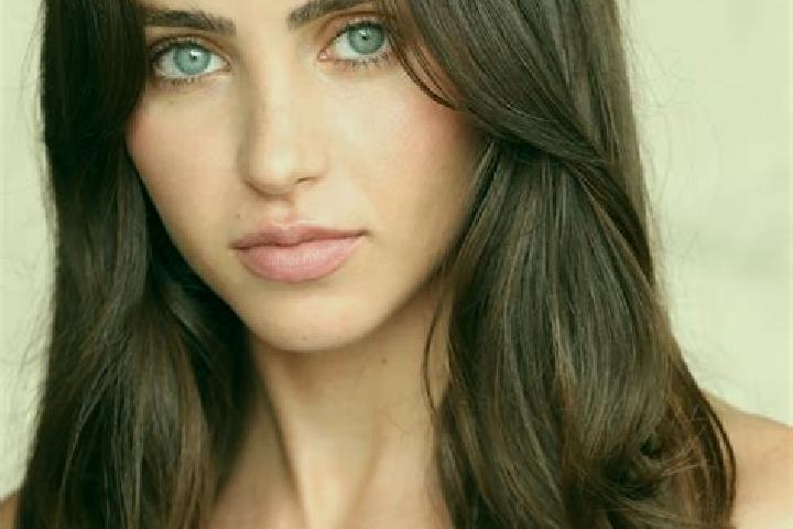 Penelope, 30, a brunette dark-eyed ebony companion based in Kecsked. Offering A-Level. Available for incall and outcall, overnight bookings available.