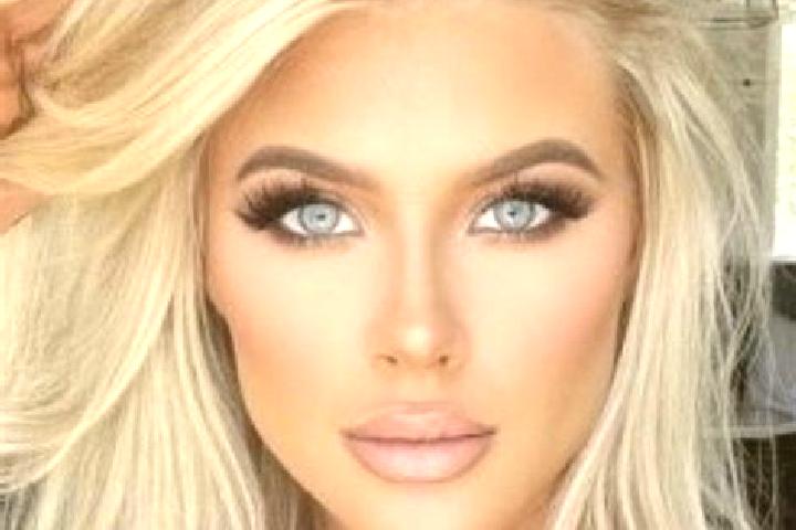 Penelope, 30, a platinum blonde grey-eyed mediterranean companion based in Rygge. Offering Roleplay, Dinner Date, Overnight, Erotic Massage, Deep French Kiss...