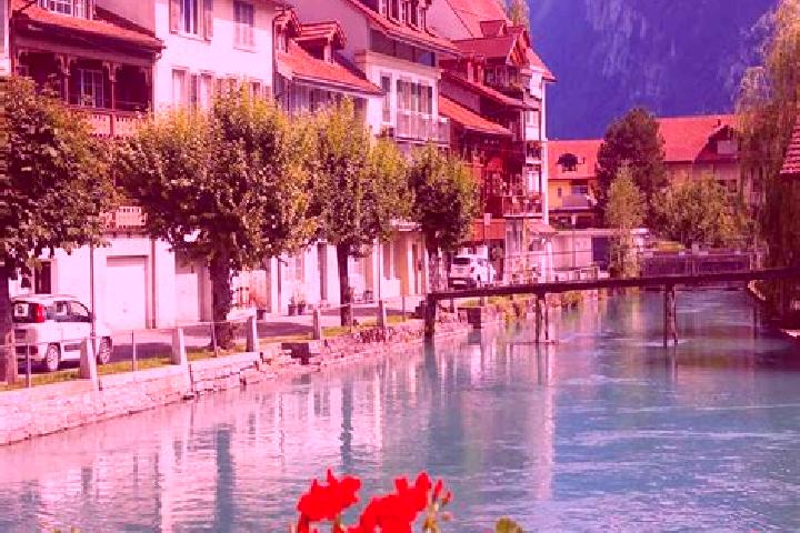Penelope, 30 — Escort in Berg, Switzerland