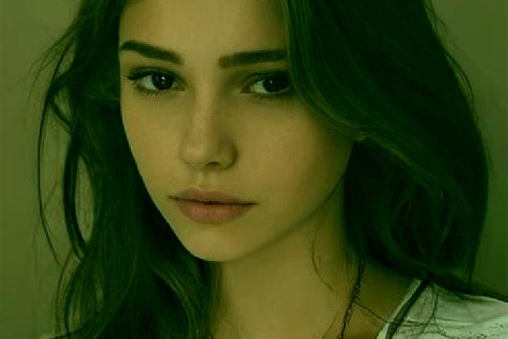 Penelope, 31, a auburn hazel-eyed slavic companion based in Bawinkel. Offering Domination, Party Girl, Massage, Erotic Massage. Available for incall and outc...