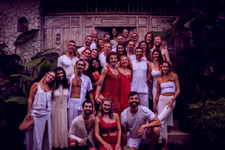 Penelope, 31, a chestnut hazel-eyed mediterranean companion based in Baliksu. Offering A-Level, Fetish, Party Girl, Deep French Kissing, Tantra. Available fo...
