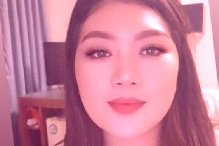 Penelope, 32, a chestnut grey-eyed asian companion based in Los Griegos. Offering Party Girl, Fetish, Massage, Prostate Massage. Available for incall and out...