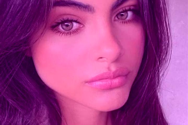Penelope, 33, a brunette dark-eyed middle eastern companion based in Bir Ganduz. Offering Duos, CIM, Striptease, BDSM, A-Level. Available for incall and outc...