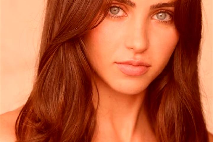 Penelope, 33, a red brown-eyed caribbean companion based in Abondant. Offering Fetish, Couples, Erotic Massage. Available for incall and outcall, overnight b...