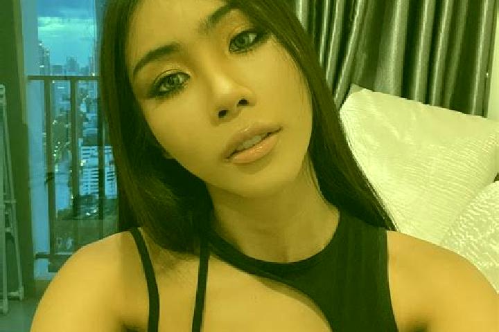 Penelope, 33 — Escort in Chaba, China