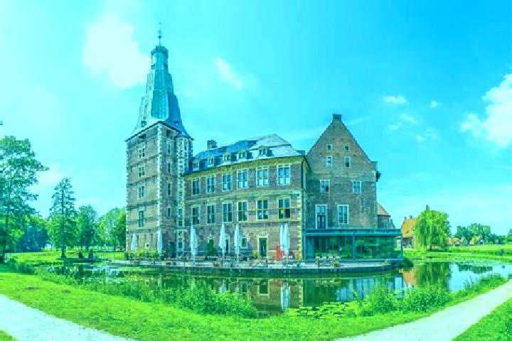 Penelope, 33 — Escort in Nachrodt-Wiblingwerde, Germany