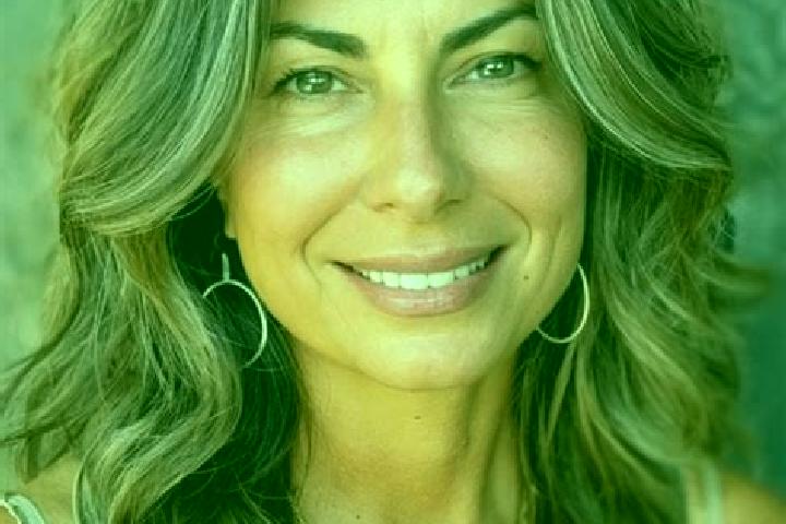 Penelope, 34, a brunette grey-eyed mixed companion based in Singkil. Offering Prostate Massage, Massage, A-Level, Couples. Available for incall and outcall, ...