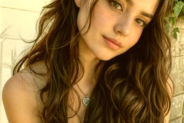 Penelope, 34, a brunette hazel-eyed middle eastern companion based in Kavakbicki. Offering Deep French Kissing, Overnight, Roleplay, Couples, Dinner Date. Av...