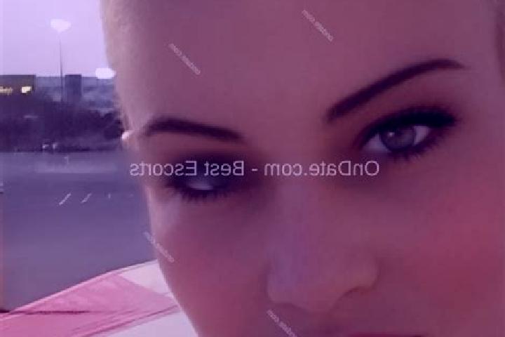 Penelope, 34 — Escort in Axtell, United States