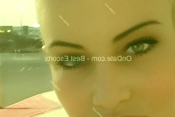 Penelope, 34 — Escort in Walworth, United States