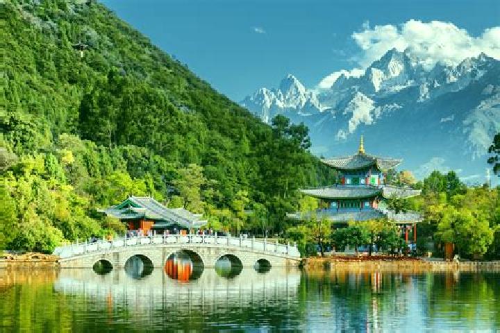 Penelope, 34 — Escort in Yun an, China