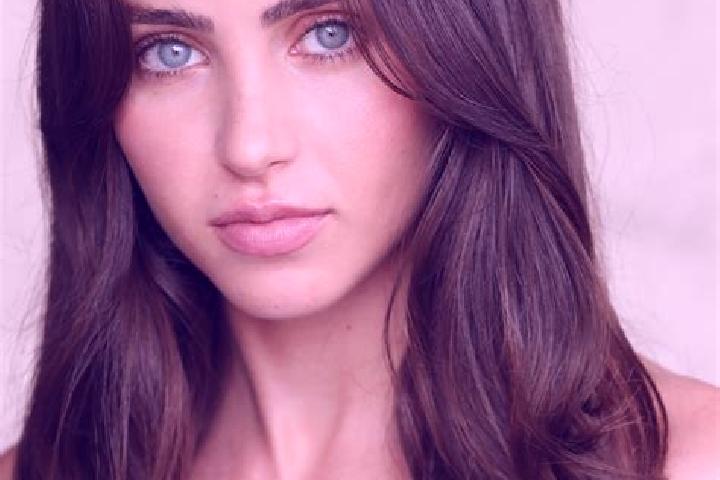 Penelope, 35, a blonde brown-eyed mediterranean companion based in Bresega. Offering CIM, Erotic Massage, Roleplay, Duos. Available for incall and outcall, o...