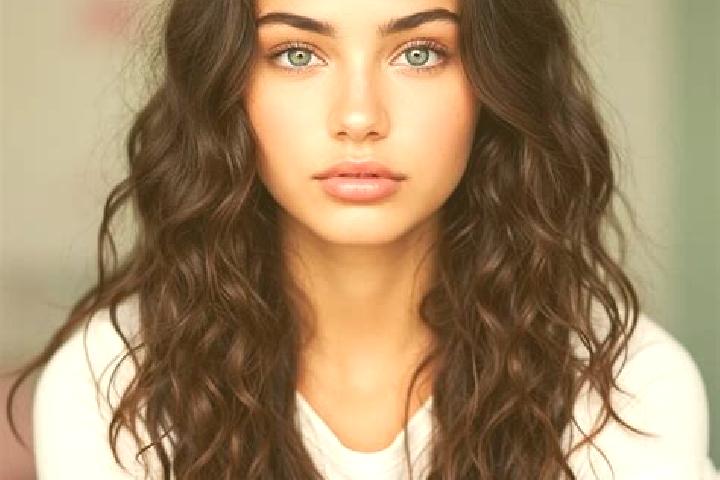 Penelope, 35, a brunette grey-eyed mediterranean companion based in Lat Phrao. Offering Fetish, Couples, Tantra. Available for incall and outcall, overnight ...