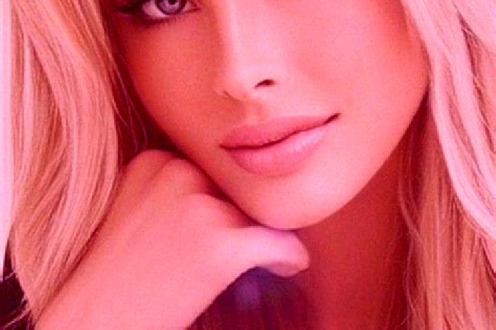 Penelope, 35, a dark blonde blue-eyed caribbean companion based in Rising Sun-Lebanon. Offering Couples, Roleplay, A-Level. Available for incall and outcall,...