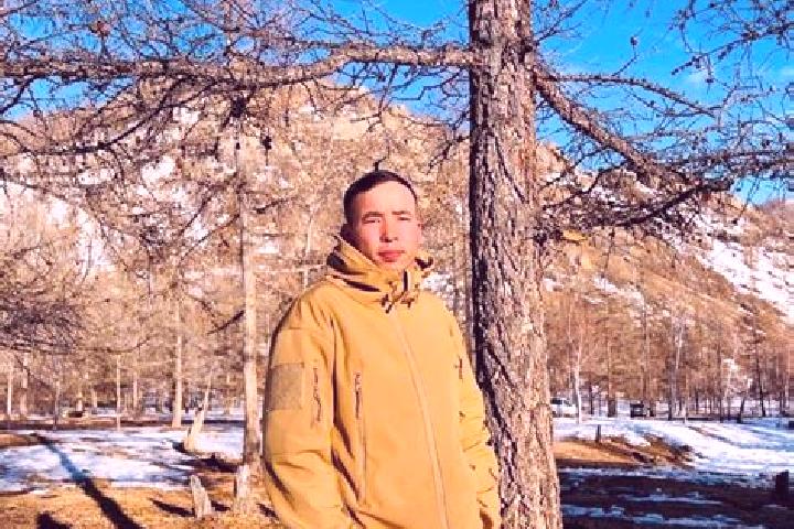 Penelope, 35 — Escort in Halhgol, Mongolia