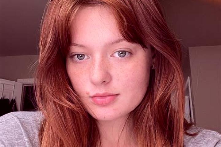 Penelope, 36, a auburn brown-eyed caucasian companion based in Limulan. Offering Tantra, Erotic Massage, BDSM, Deep French Kissing. Available for incall and ...