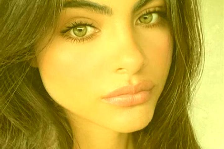 Penelope, 36, a black hazel-eyed mixed companion based in Mintia. Offering Striptease, Dinner Date, CIM, Travel Companion. Available for incall and outcall, ...