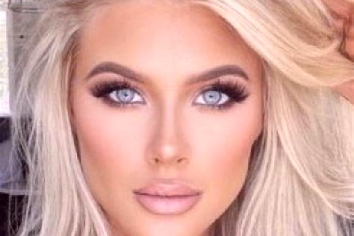 Penelope, 36, a platinum blonde grey-eyed slavic companion based in Feofaniya. Offering Dinner Date, Erotic Massage, CIM. Available for incall and outcall, d...