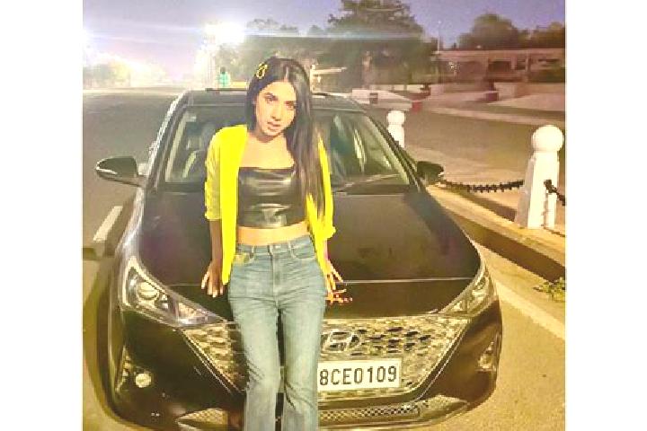 Penelope, 36 — Escort in Agartala, India