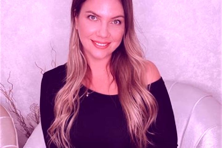 Penelope, 36 — Escort in Mezokovacshaza, Hungary
