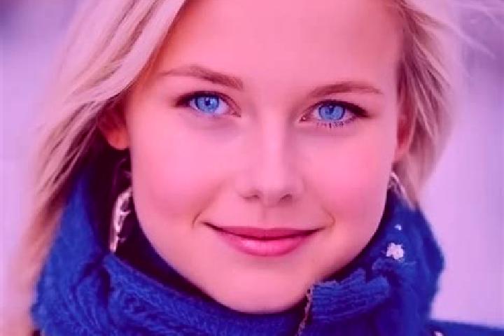 Penelope, 38, a blonde blue-eyed slavic companion based in Tambir. Offering Duos, Fetish, BDSM, Travel Companion. Available for incall and outcall, day and e...