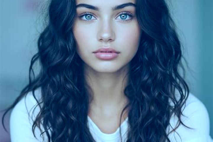 Penelope, 38, a brunette grey-eyed mediterranean companion based in Krinec. Offering Duos, Roleplay, Couples, Erotic Massage, OWO. Available for incall and o...