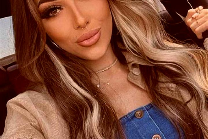 Penelope, 38, a dark blonde brown-eyed mediterranean companion based in Yaluhu. Offering Erotic Massage, Couples, Roleplay. Available for incall and outcall,...