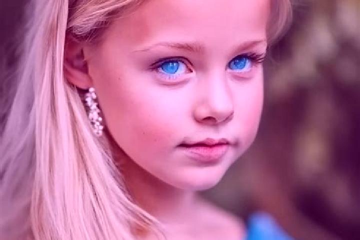 Penelope, 39, a blonde blue-eyed asian companion based in Sidougou. Offering Party Girl, Prostate Massage, GFE. Available for incall and outcall, day and eve...