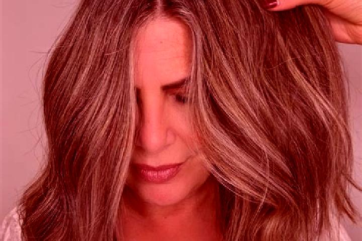 Penelope, 39, a dark blonde grey-eyed caribbean companion based in Nereju Mic. Offering Erotic Massage, Tantra, Dinner Date, Deep French Kissing. Available f...