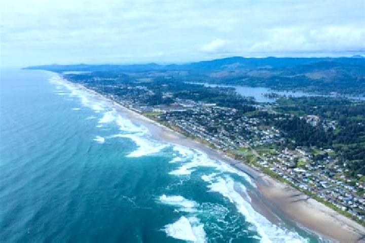 Penelope, 39 — Escort in Lincoln City, United States