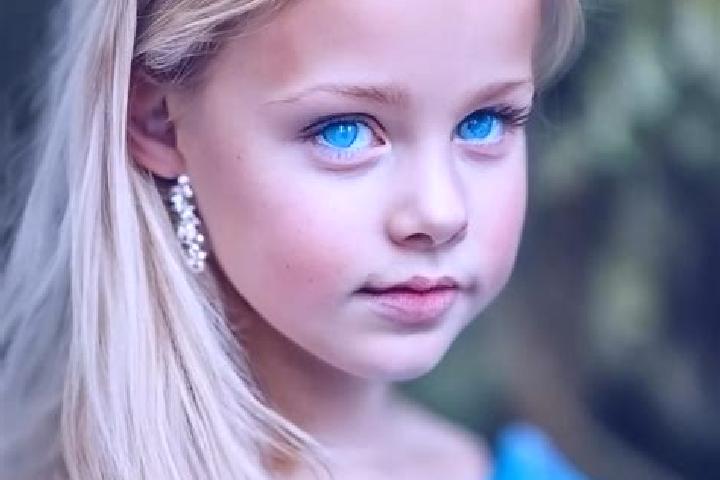 Piper, 20, a blonde blue-eyed middle eastern companion based in Phillips. Offering A-Level, CIM, Girlfriend Experience. Available for incall and outcall, ove...