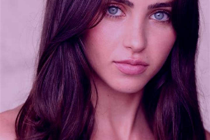 Piper, 20, a brunette blue-eyed asian companion based in Oelegem. Offering Erotic Massage, Girlfriend Experience, Tantra, Dinner Date. Available for incall a...