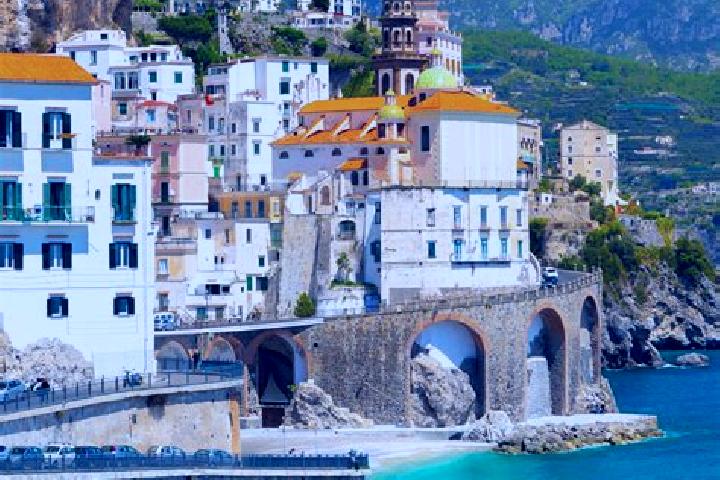 Piper, 20 — Escort in Cimnago, Italy
