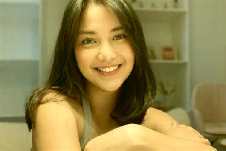 Piper, 20 — Escort in Malibong East, Philippines
