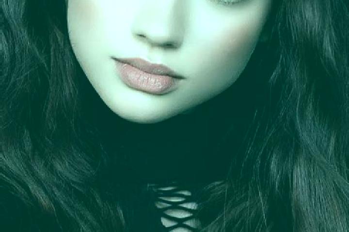 Piper, 21, a auburn brown-eyed european companion based in Sinonoc. Offering OWO, Party Girl, Dinner Date, Massage, Deep French Kissing. Available for incall...