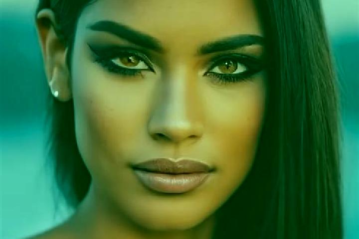 Piper, 21, a brunette dark-eyed latina companion based in Konibodom. Offering 69, CIM, Girlfriend Experience, Massage. Available for incall and outcall, day ...