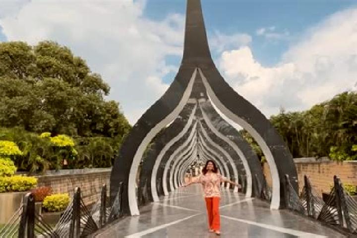 Piper, 21 — Escort in Avaniyapuram, India