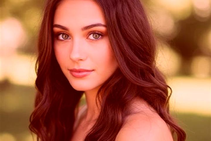 Piper, 22, a brunette hazel-eyed mixed companion based in Vinita Park. Offering Striptease, Duos, Party Girl, Couples. Available for incall and outcall, day ...