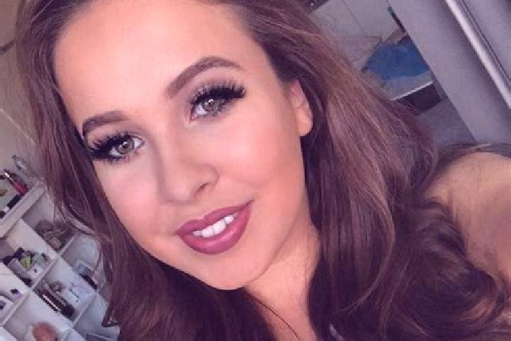 Piper, 22, a dark blonde dark-eyed latina companion based in Prince Alfred Hamlet. Offering Prostate Massage, BDSM, Fetish, GFE. Available for incall and out...