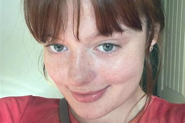 Piper, 22, a red grey-eyed european companion based in Lagymanyos. Offering Dinner Date, Tantra, Fetish, Party Girl, OWO. Available for incall and outcall, o...