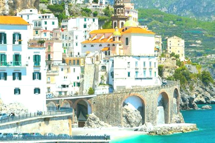 Piper, 22 — Escort in Acciaroli, Italy