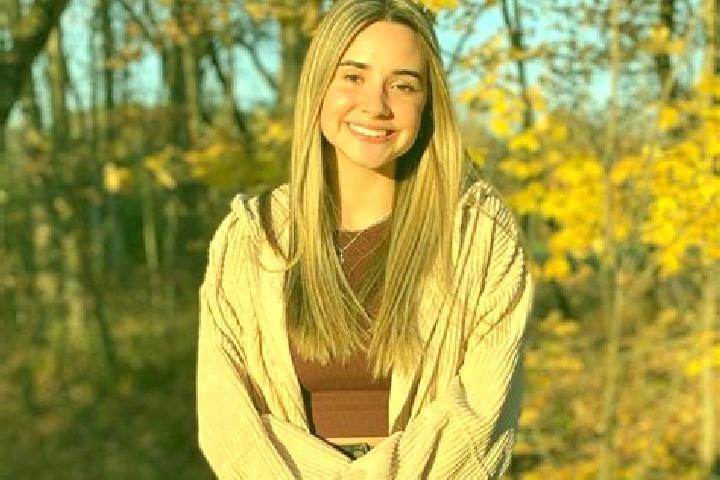 Piper, 22 — Escort in Palatine, United States