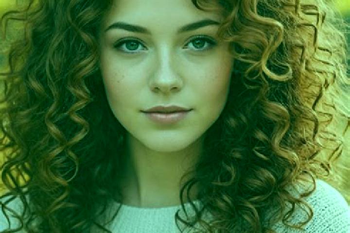 Piper, 23, a auburn brown-eyed slavic companion based in Slavesti. Offering GFE, OWO, Roleplay. Available for incall and outcall, day and evening dates.
