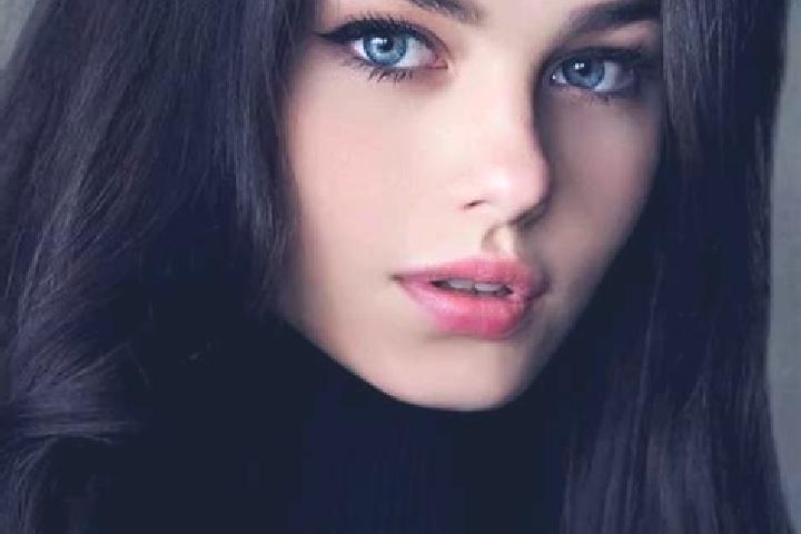 Piper, 23, a auburn dark-eyed slavic companion based in Meekatharra. Offering A-Level, Prostate Massage, Couples. Available for incall and outcall, day and e...